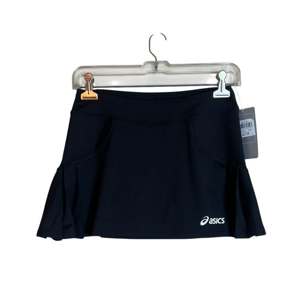 NWT! Asics mini black love skirt. Size xs